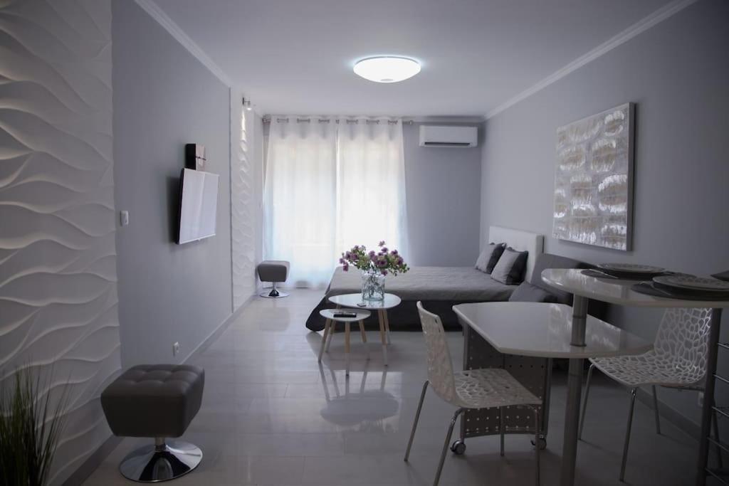 Stylish Studio In Only 50 Meters From Beach ! Nice Ngoại thất bức ảnh